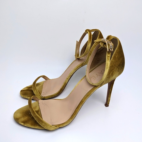 Revolve RAYE Heels Gold Velvet Blake Heels Size 9 - Picture 3 of 16